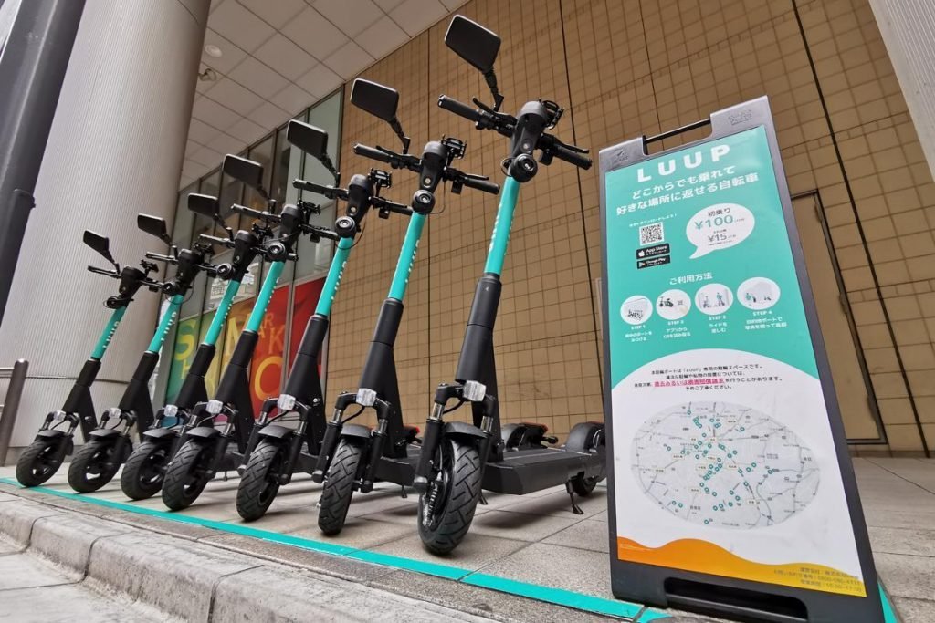 e-Scooter-Rental-Station-Iuup-japan